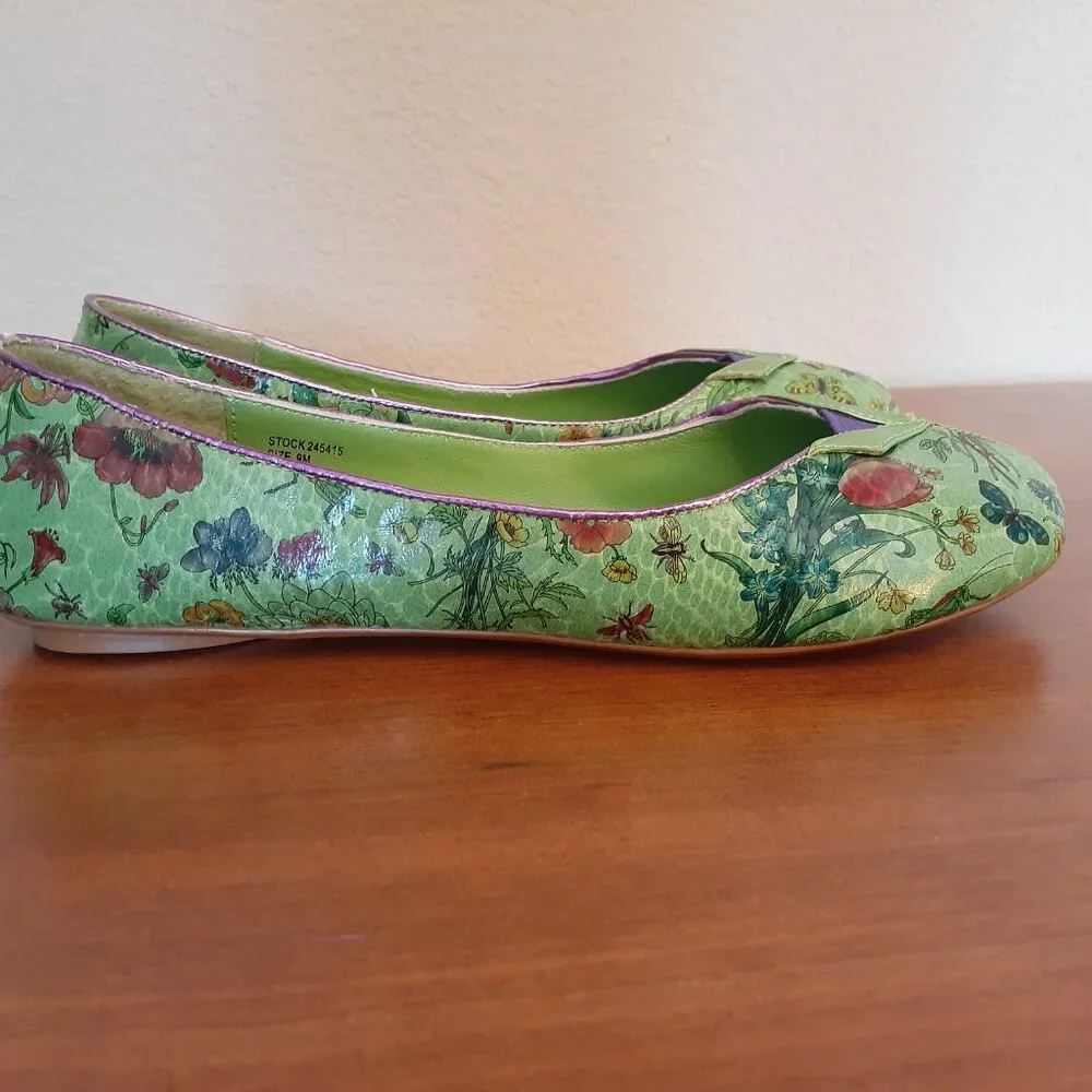Chi by Carlos Falchi Floral Flats - Picture 8 of 11
